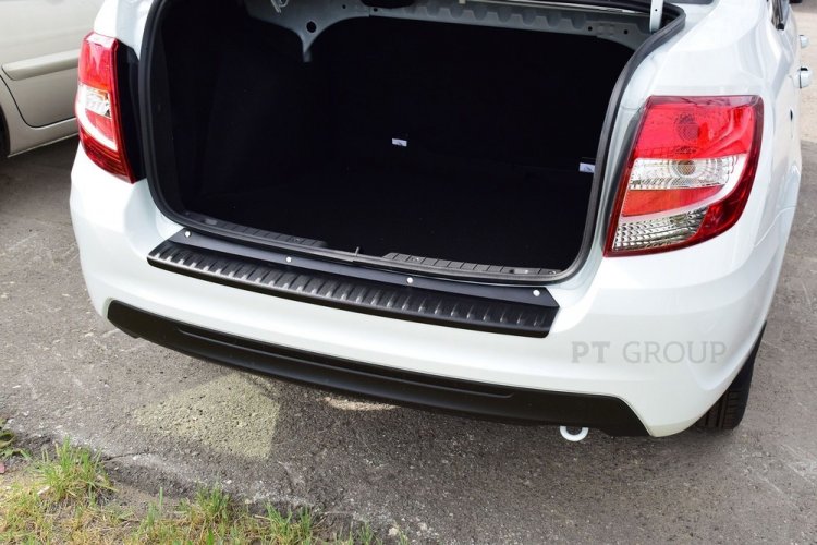 Накладка на задний бампер (ABS) LADA Granta FL Седан  с 2018 PT Group