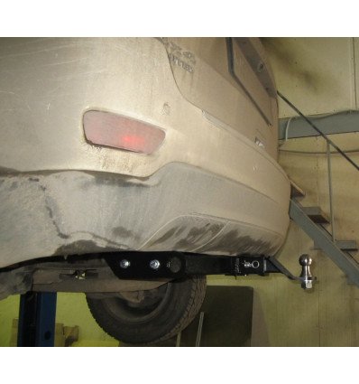 Фаркоп Jeep Grand Cherokee WK2 2011-, FA 0977-E	Бизон