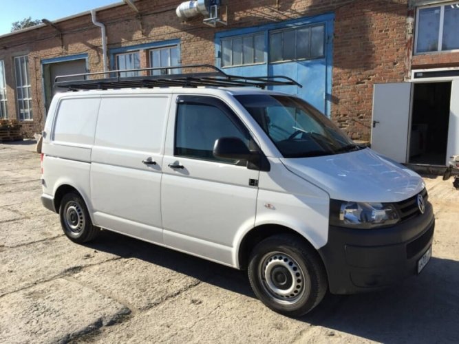 `VOLKSWAGEN TRANSPORTER T5`, Грузовая платформа