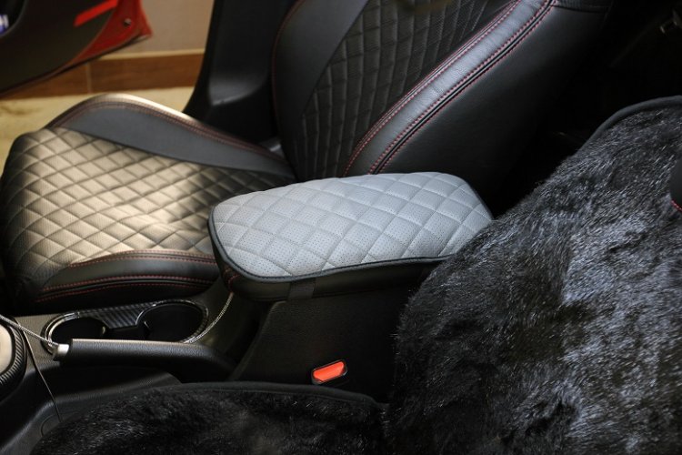 Накладка на подлокотник серая