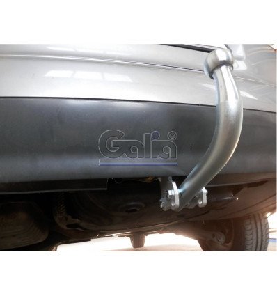 Фаркоп Audi A4 седан/универсал (Avant) 2000-2007, включая 4WD (Quattro) A036A GALIA