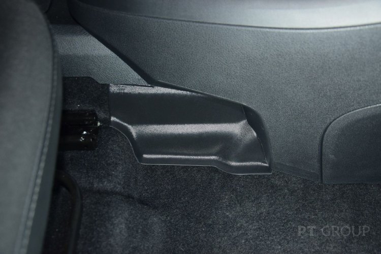 Накладки на ковролин тоннельные (ABS) LADA Vesta c 2015 / SW / SW Cross c 2017 PT Group