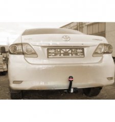 Фаркоп TOYOTA Corolla 2006- /2013- Oris 3087-A