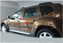 Молдинги дверей Renault Duster с 2017-